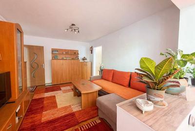 Apartament cu 2 camere semidecomandat, mobilat în Girocului
