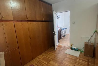 OFERTA DE VANZARE ! Apartament cu 4 camere et 1 pret 160.000 euro - 6