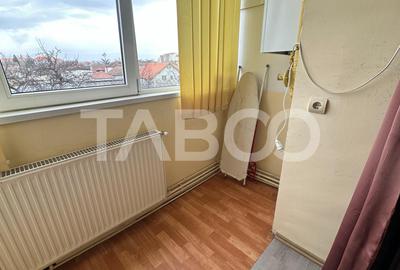 Apartament 3 camere etaj intermediar 2 balcoane zona Terezian Sibiu - 9