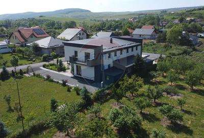 Duplex generos in ansamblu privat 500 MP teren. Radaia, Baciu - 20