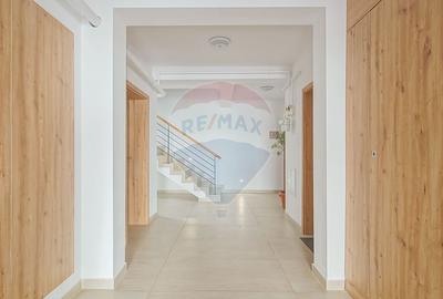 Apartament 3 camere - 18