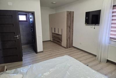 Casă Duplex | 2 Apartamente Separate | Curte, 8 Parcări, Mobilată Nou - 7