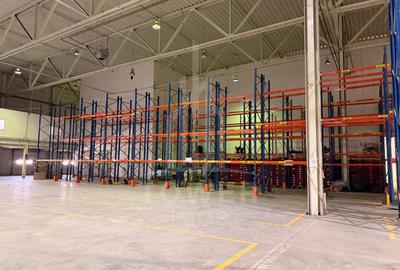 Hala industrială+spații administrative- Str. Tractorului - 8