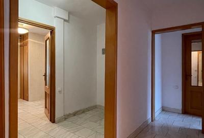 Tomis III, apartament cu 4 camere decomandate, centrala pe gaz, liber - 32