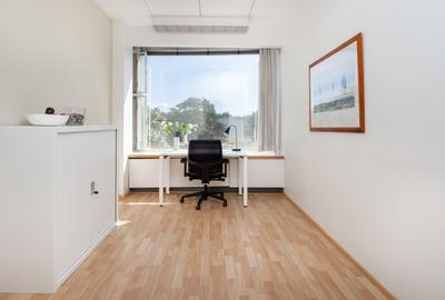 Spațiu de birou privat pentru 3 persoane în HQ City Gate North Tower - 1