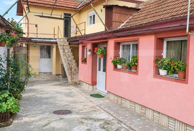 Casă individuală cu 7 camere în Orăștie