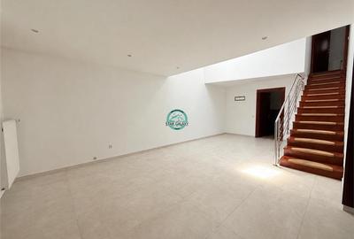 Vand casa cu 4 camere in zona semicentrala, 340mp utili si teren 510mp - 17
