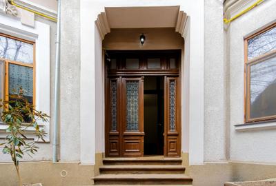 “Vila interbelica cu arhitectura deosebita, curte individuala, 420 mp teren” - 4