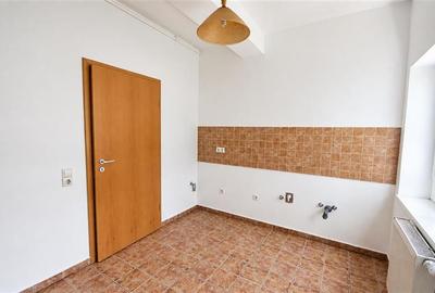De vanzare - apartament 2 camere, Avantgarden 1 - 9