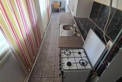 Modificat in 3 camere la parter inalt - 3