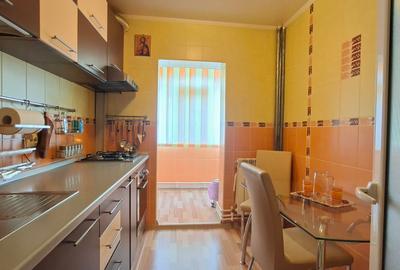 Apartament 2 Camere Decomandat, Etaj 1, Micro 20 - 4