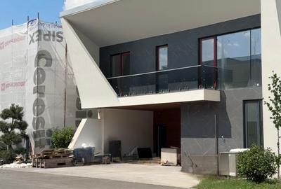 Casă individuală cu 5 camere în Pipera