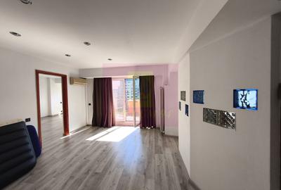 Apartament cu 2 camere decomandat, mobilat în P-ța Alba Iulia