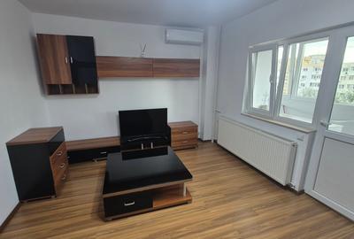 Apartament cu 2 camere decomandat în Lacul Tei