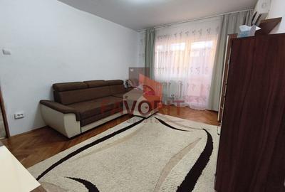 2 camere | centrala proprie | mobilat si utilat | zona excelenta | - 1