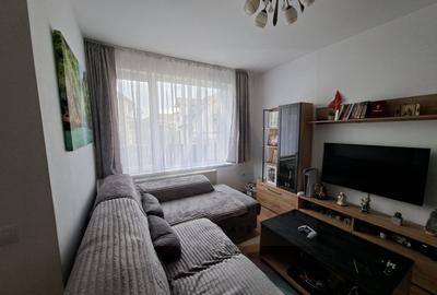 Casa moderna 4 camere 2 bai curte si parcare privata in Arhitectilor - 1