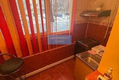 Apartament 4 camere de vânzare – zonă Școala 8 - 2