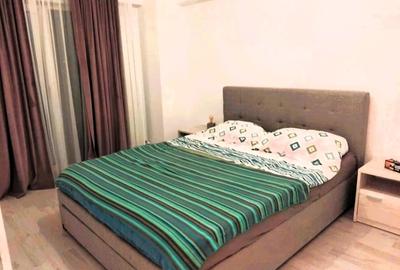 Apartament cu 3 camere decomandat în Tătărași