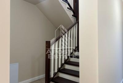 Duplex de vanzare cu 4 camere, P+E, in Covaci - 12