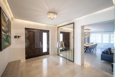 Casă de vanzare, cu 5 camere, 280 mp, zona Nord - 11