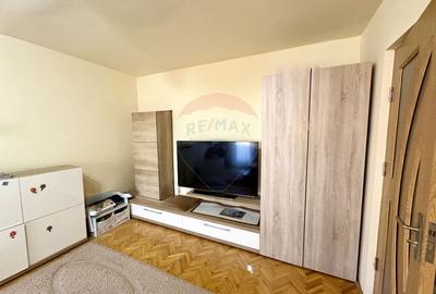 Vanzare apartament 3 camere decomandat cu loc parcare Micalaca zona300 - 7