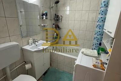 Vanzare apartament 2 camere, et 4/7, 49mp,  Mihalache - 1Mai - Chibrit - 5