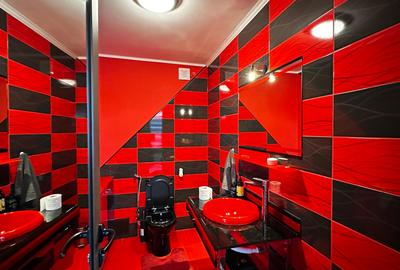 Casă modernă de închiriat – zonă Port, aproape de faleză - 10