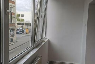 Apartament 4 camere zona Soarelui etaj 1 - 4