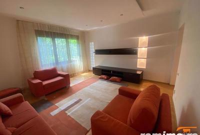 3 camere decomandat lux zona Medicina - CENTRALA PROPRIE - 1