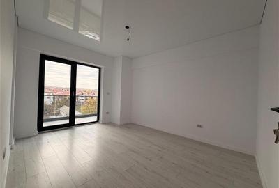 Apartament cu 3 camere, 2 bai Bloc nou Nicolina, et. intermediar - 12