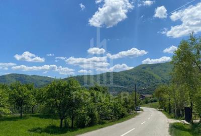 Teren intravilan 1200 mp – utilități la poartă, zonă exclusivistă Sibiel - 1