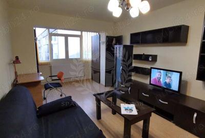 Garsonieră decomandată, mobilată în Nord