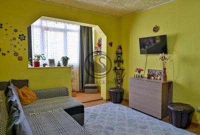 Apartament cu 3 camere de vanzare | Mobilat | Malu Rosu | Comision 0% - 2