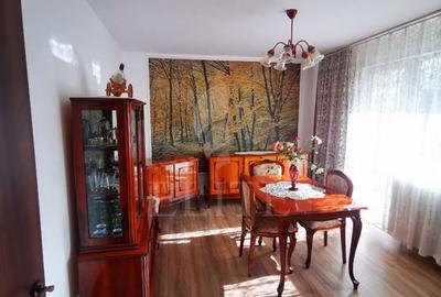 Apartament 4 camere în zona COMPLEX OLIMPIA - 2