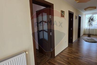 Casa ideala pentru familie | Darza - Crevedia | 260 mp | 735 mp teren - 9