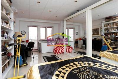 Apartament 2 Camere 1996 SUPERB pe Bd Decebal Pret EXCELENT - 2