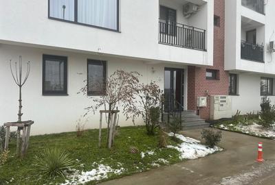 Apartament cu 2 camere decomandat în Tunari