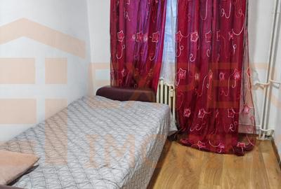 Apartament cu 3 camere semidecomandat, mobilat în Tomis Nord