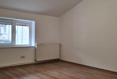 Casa de tip duplex 3 camere Victoriei - Banu Manta - 10