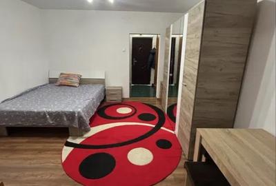 Garsonieră semidecomandată, mobilată în Tătărași