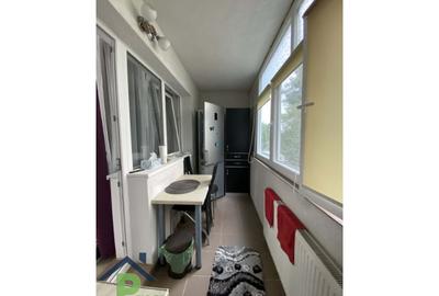 GIURGIULUI, str. Zetarilor, bloc 2018, cf. I, 38 mpu, centrala proprie - 4