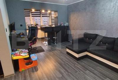 Apartament cu 4 camere, 2 bai, 80 mp, et. intermediar, zona Aurel Vlaicu - 1
