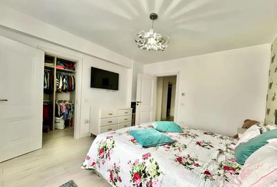 Apartament de 4 camere-Noua | 200 M.P. - 3