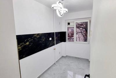 2 camere piata resita etaj 2 - 5