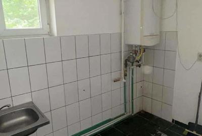 PIPERA, Garsoniera in suprafata de 35 mp - etaj 1, Str. Drumul Bisericii - 10