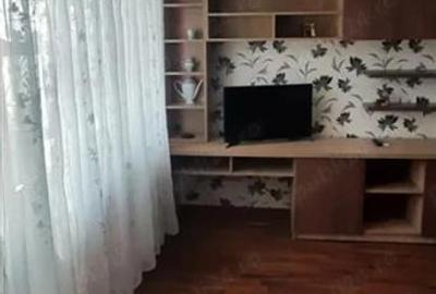 Apartament cu 2 camere Podu Ros Liceul Racovita - 5