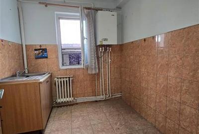 Mircea cel Batran - 2 camere decomandat, liber - 6
