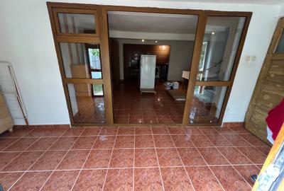 ÎNCHIRIEZ CASĂ TIP DUPLEX – 4 CAMERE DECOMANDATE – ZONA TREI STEJARI - 7