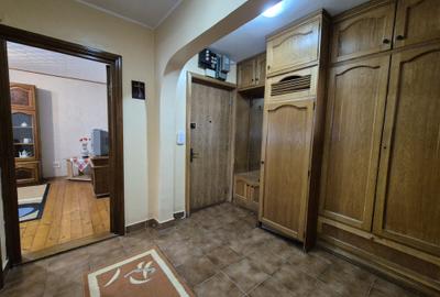 Casa de Cultura  - apartament 2 camere decomandate - 12