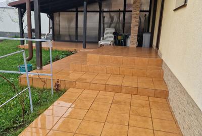 Casa P+M situata in Catamarasti Deal /Depozitul de flori , mobilata - 2
